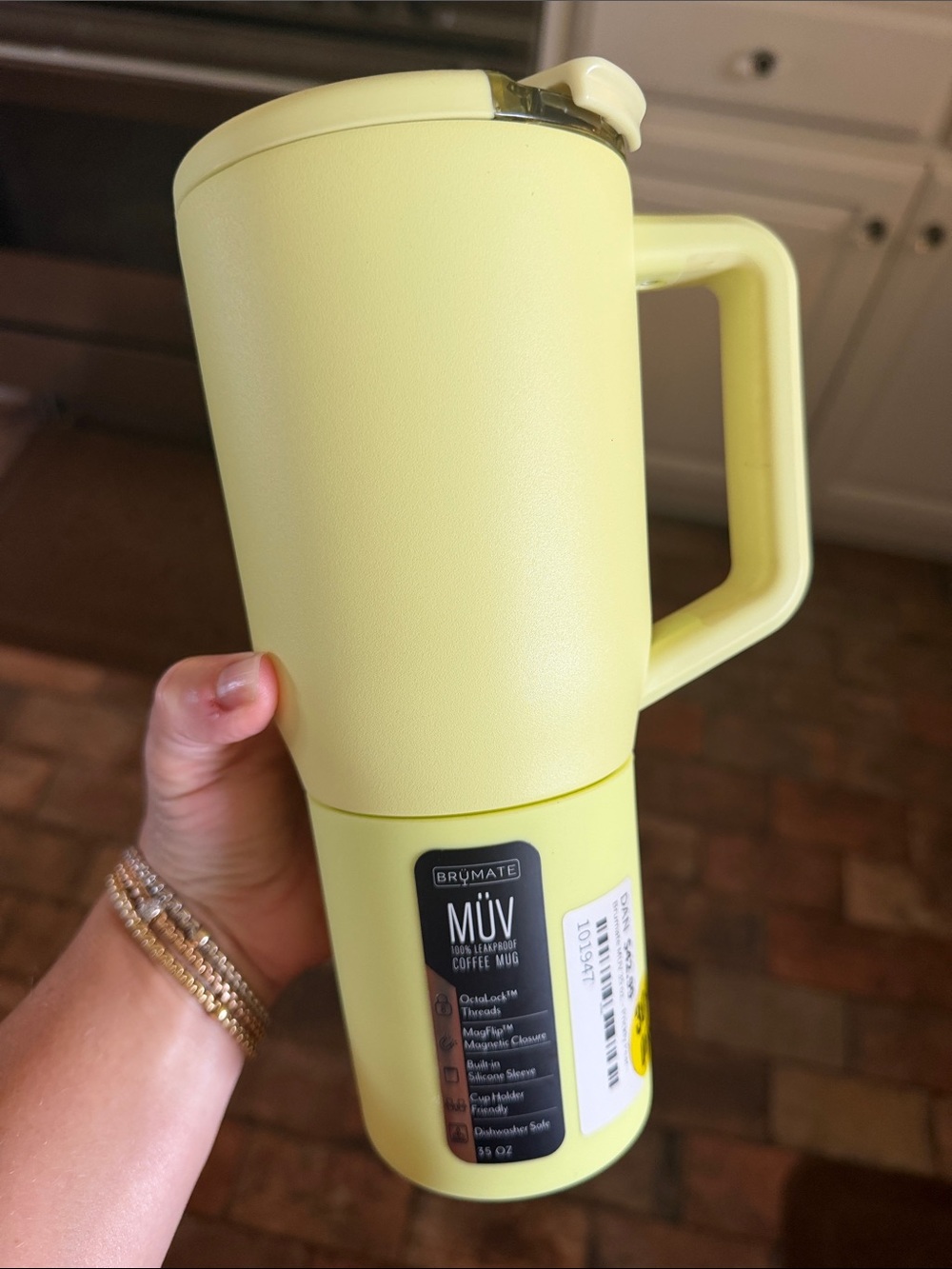 BrüMate MÜV Insulated Travel Mug in Lemon Yellow